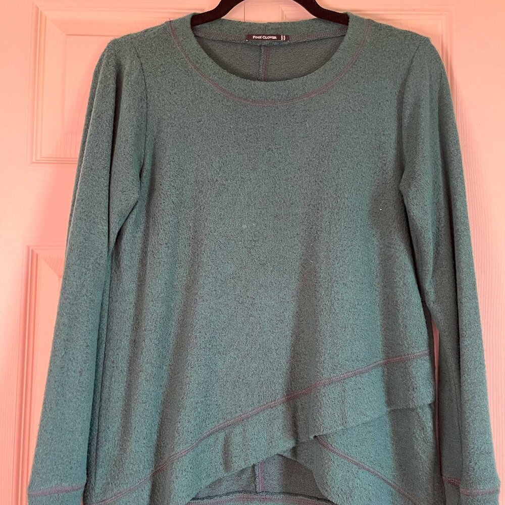 Pink Clover Tulip Hem Knit Top XSP